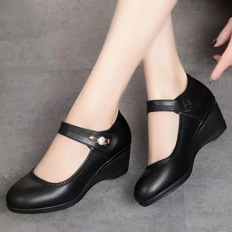 Lydia: Scarpe Comode ed Eleganti con Tacco Medio
