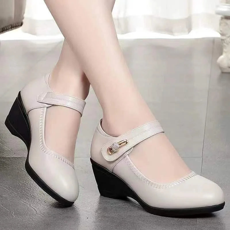 Lydia: Scarpe Comode ed Eleganti con Tacco Medio