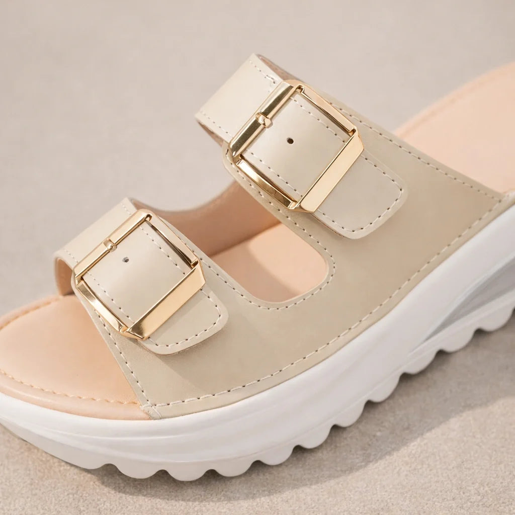 Camilla™ | Sandali con Zeppa Comodi con Fibbie Dorate