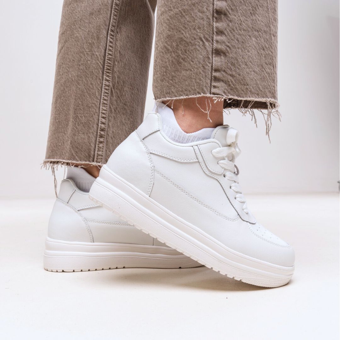 SCARPE DA GINNASTICA LUVOR BIANCHE ELEGANTI E VITALI