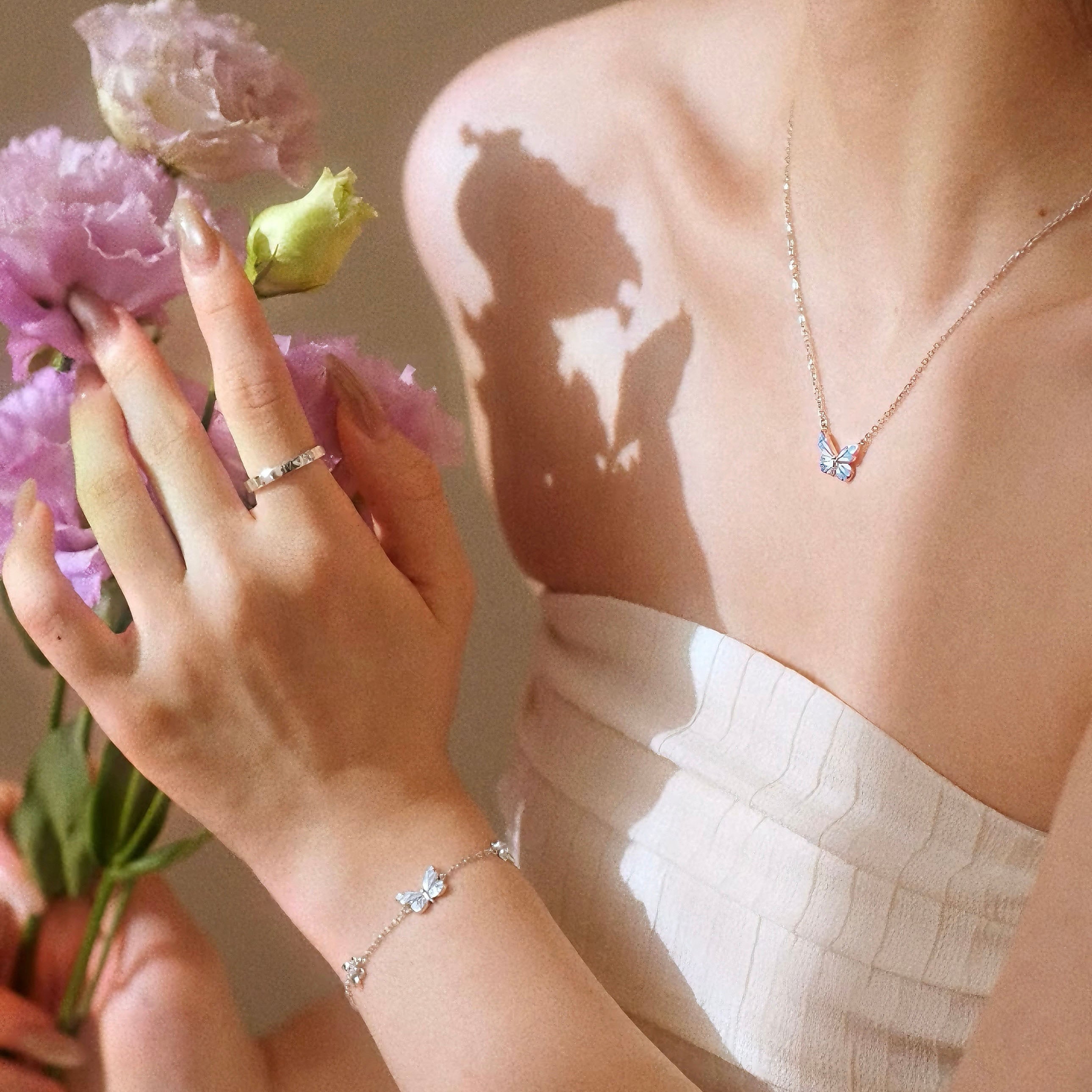 Bracciale Farfalla Luminosa - Si Illumina al Buio