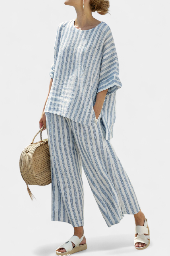 Federica — Top sofisticato in lino a righe blu e pantaloni comodi