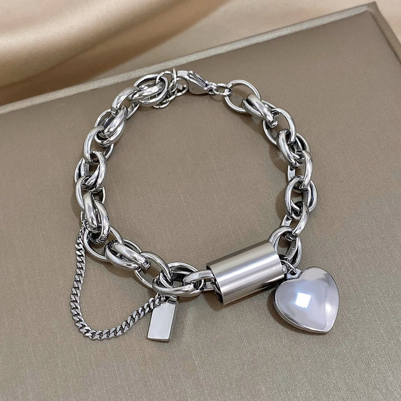 Bracciale grosso con cuori | Dorato
