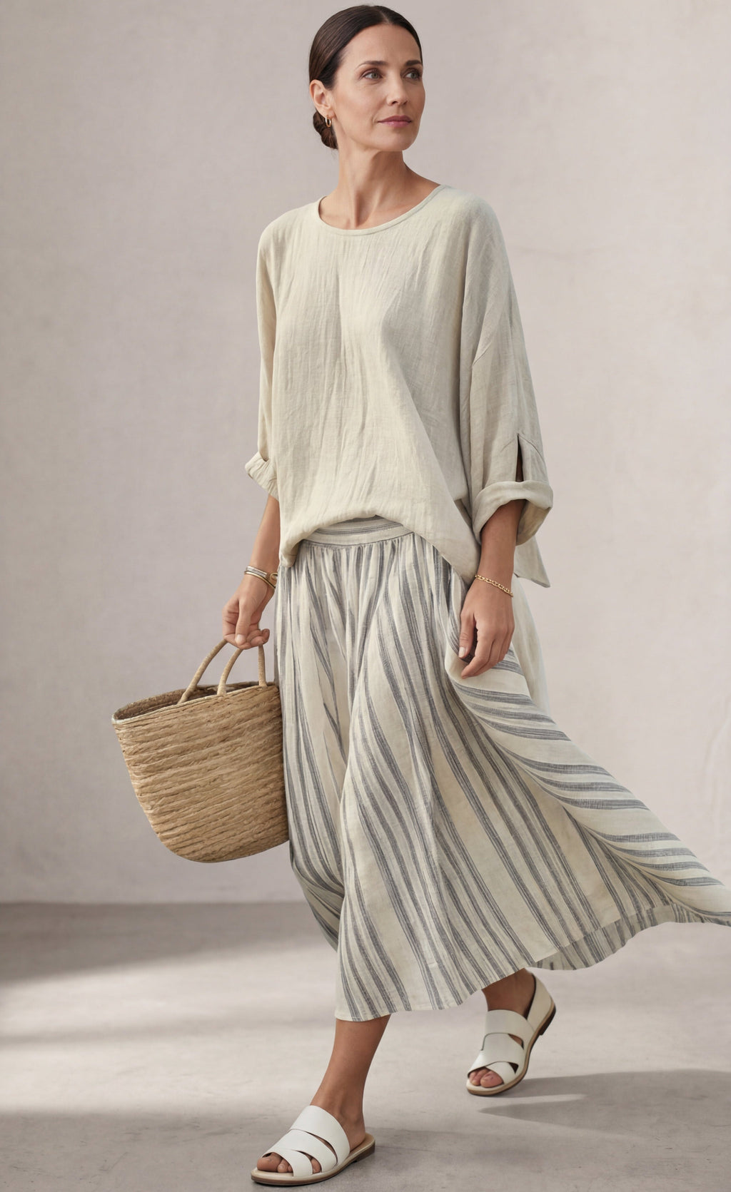 Aurora — Blusa comoda e gonna midi a righe