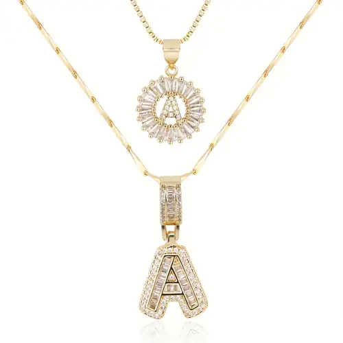 Conjunto de collar con inicial en pavé | Oro