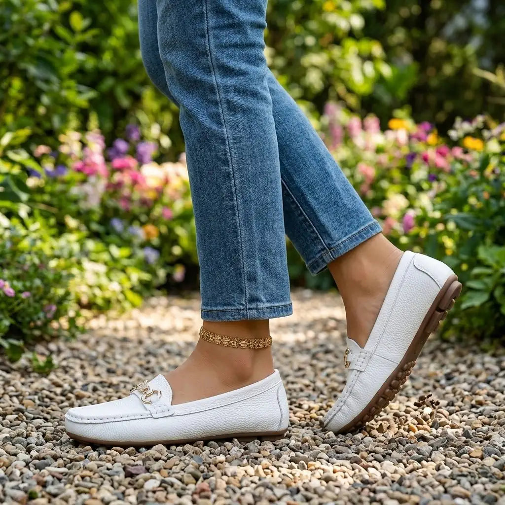 Chiara Bianca | El Mocasín blanco que las mujeres italianas adoran - LUVOR