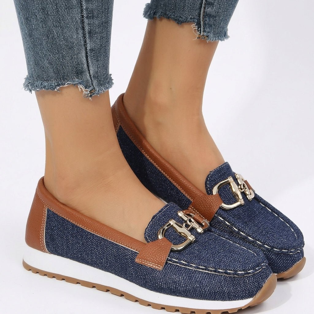 Chiara Denim | El Mocasín bicolor que conquista a cada paso - LUVOR