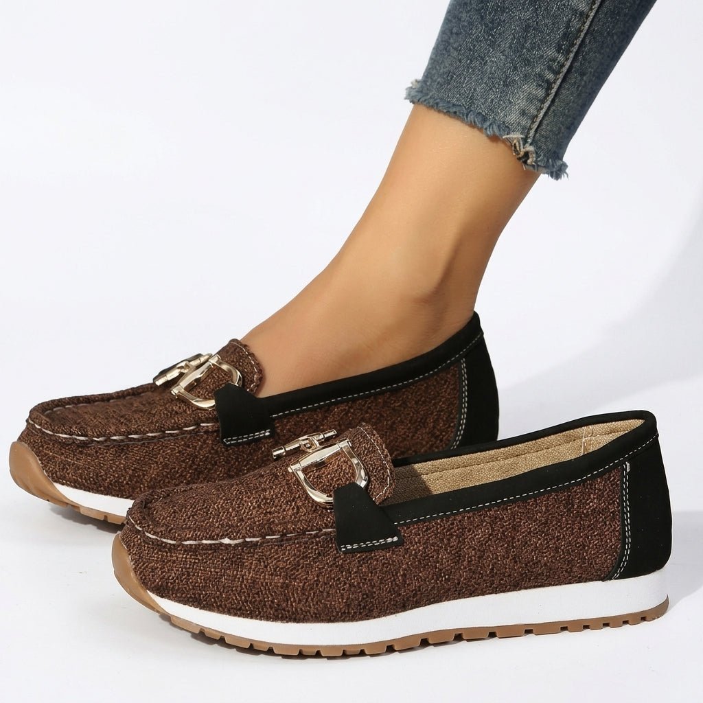 Chiara Denim | El Mocasín bicolor que conquista a cada paso - LUVOR