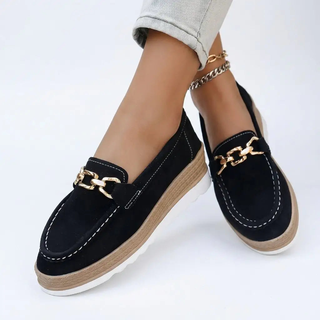 Chiara Nera Estate | El Mocasín negro que va con todo - LUVOR