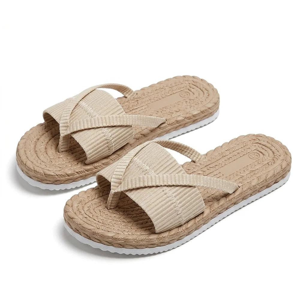 Brisa sandalia de verano, producto sobre fondo blanco
