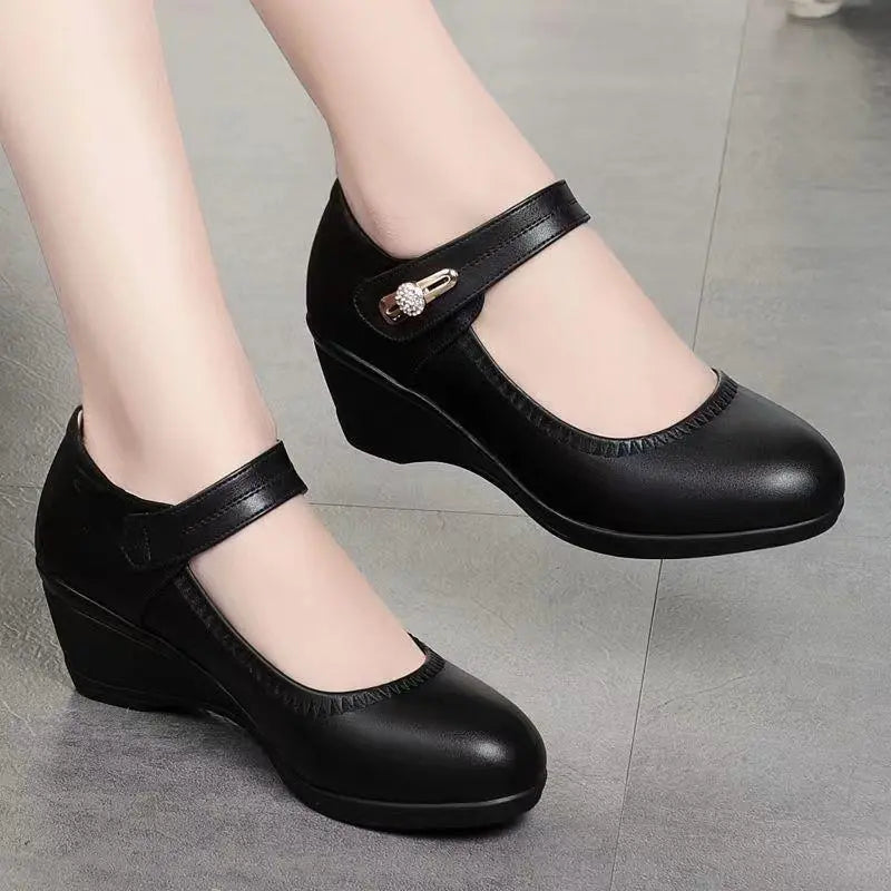 Lydia: Scarpe Comode ed Eleganti con Tacco Medio
