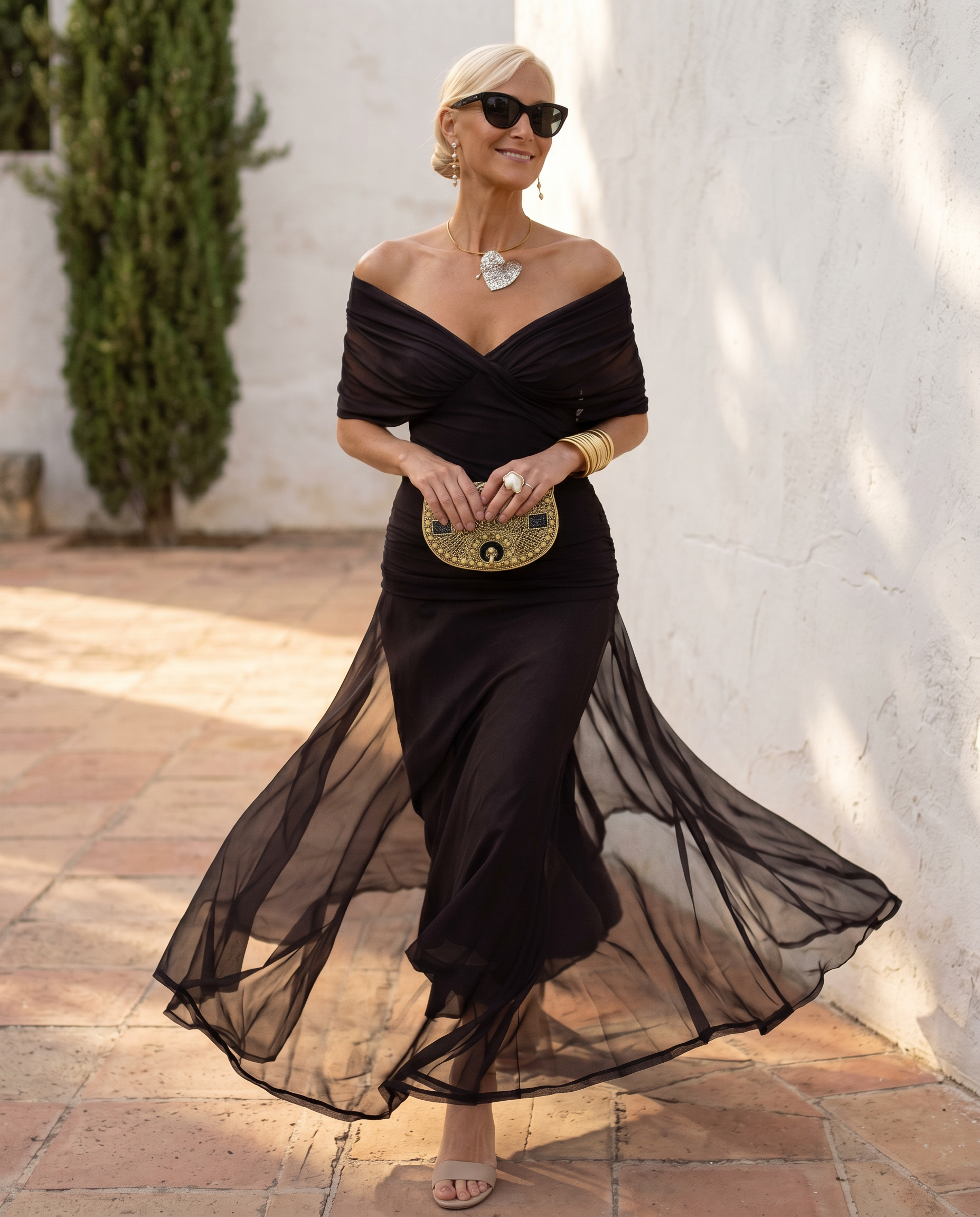 Maxi abito elegante da festa con scollo a cuore