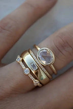Anello vintage in oro e zirconia cubica